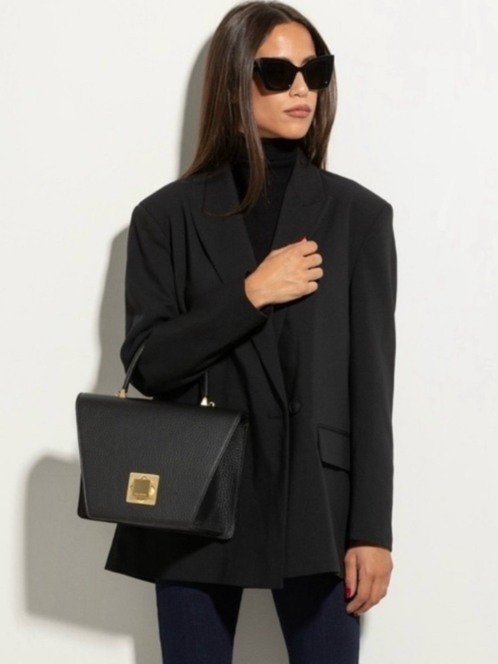 Arcadia Trapeze Medium Crossbody Black Pebbled Leather Handbag Satchel New NWT - Picture 2 of 13